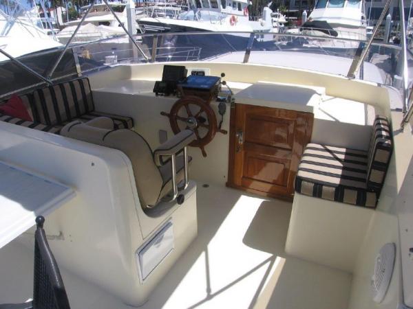 mIkelson Roughwater 41 Helm