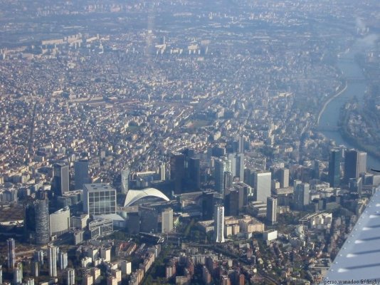 la-defense-paris-financial.jpg