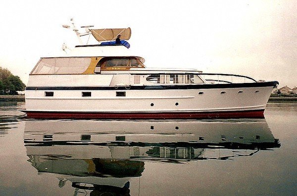 57' burger flush deck motoryacht.jpg