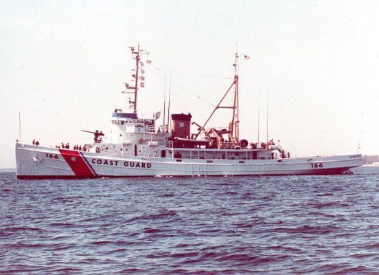 1024px-USCGC_Tamaroa_WUEC-166_1990.jpg