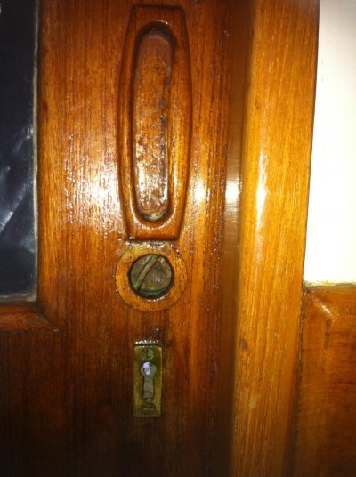 door lock boat 001.jpg