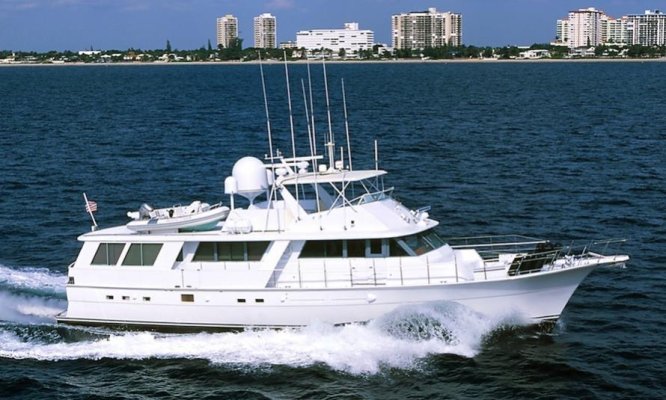 1981 77' Hatteras.jpg