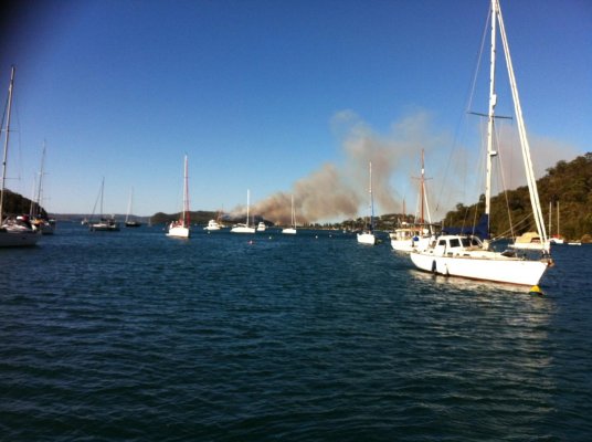 bush fire sept1, wooden boat 016.jpg