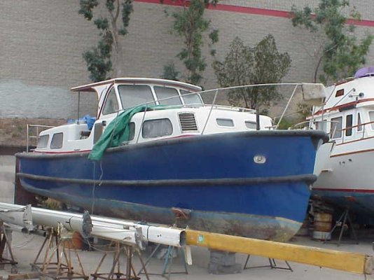 boat exterior.jpg