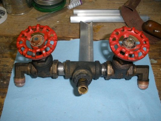 Gate Valves & Connector 003.jpg