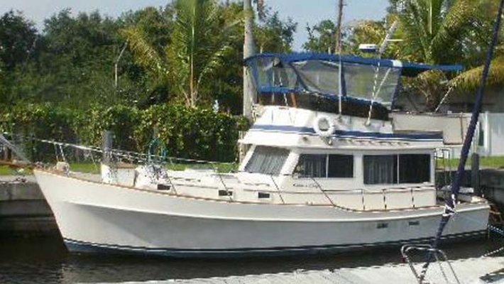 Criss Craft Indian Trawler.jpg