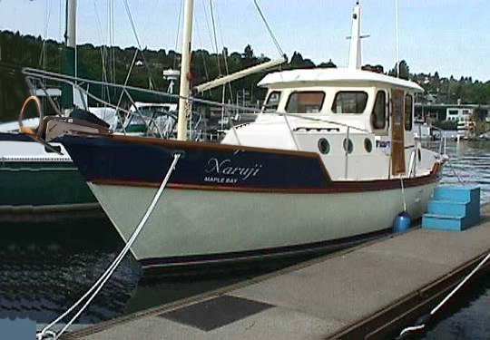 legacy with slant back, raised fore cabin.jpg