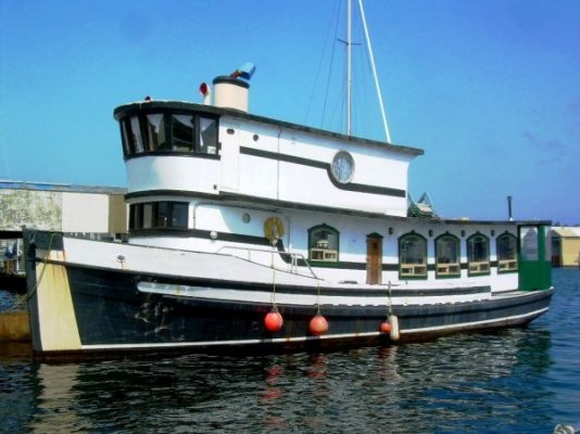 62 ft. houseboat.jpg