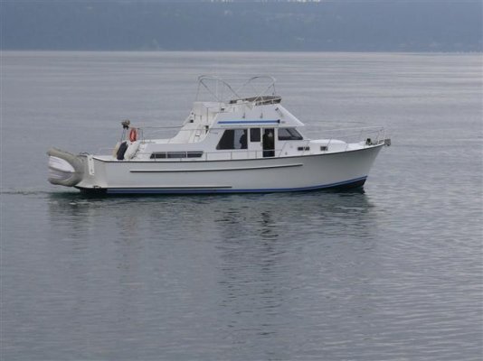 bessie-graduation-lucy-tofino 08-09 645 (small).jpg