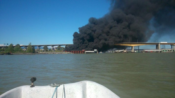 July 2014 bridge fire 267.jpg