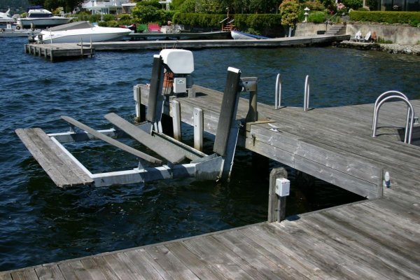 Boat Lift.jpg