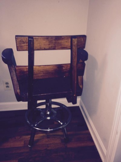 chair2.jpg