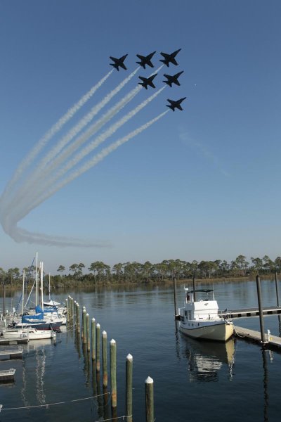 Blue Angels With Smoke On.jpg