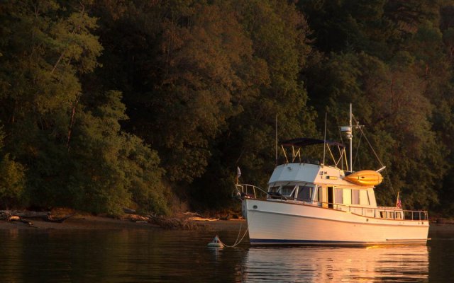 mv Archimedes Blake Island sunset.jpg