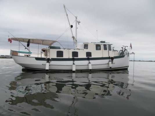 anchored at Cape May.JPG