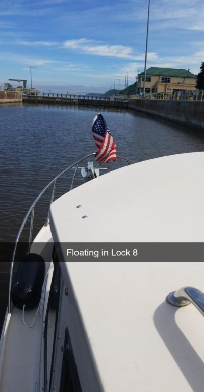 Floatiing in Lock 8.jpg