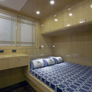 Bering 65   Serge   Steel expedition yacht - Guest VIP stateroom