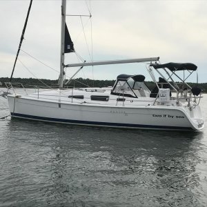 hunter 33 exterior 2