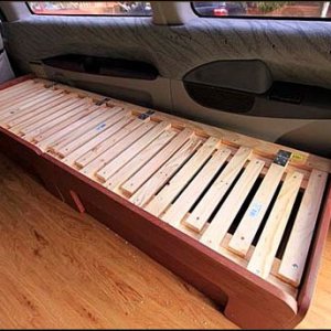 van storage bed2