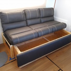 2021 06 16 Saloon Sofa Drawer 162124884