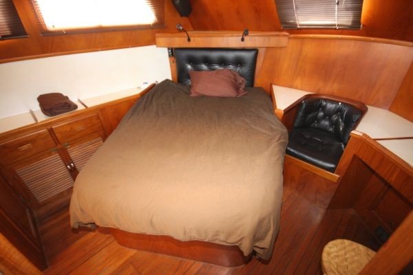 aft cabin.jpg