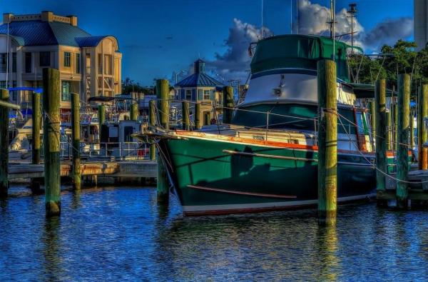 A good friend took this HDR Picture of my GulfStar