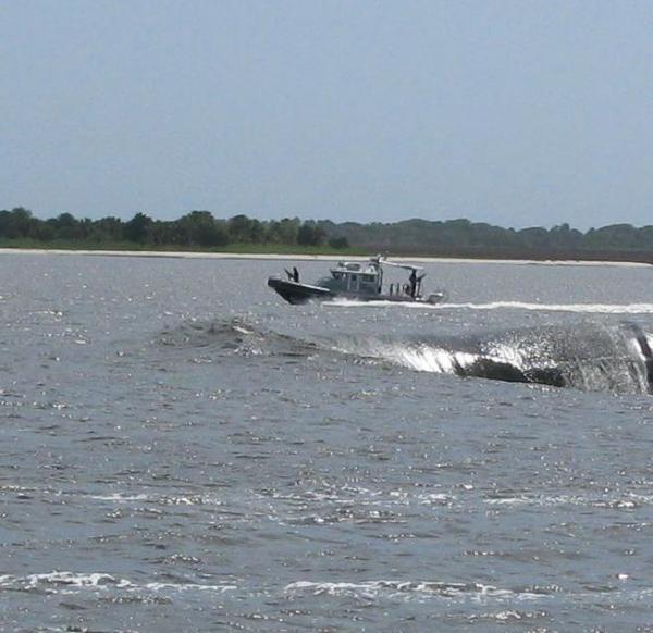 SUB IN CUMBERLAND SOUND