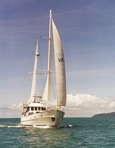 52 c&l motorsailer fly.jpg