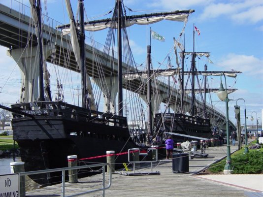 nina & pinta.jpg