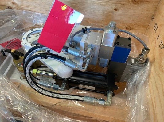 Actuator in Box 03.jpg