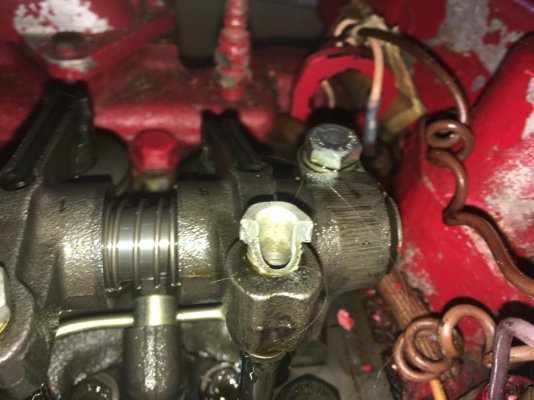 Broken adjuster screw.jpg