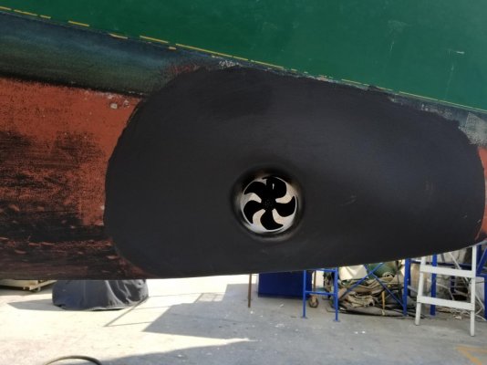 Osprey Bow Thruster Installed.jpg