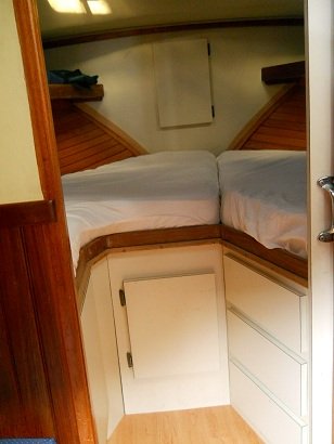 V-Berth 3.JPG