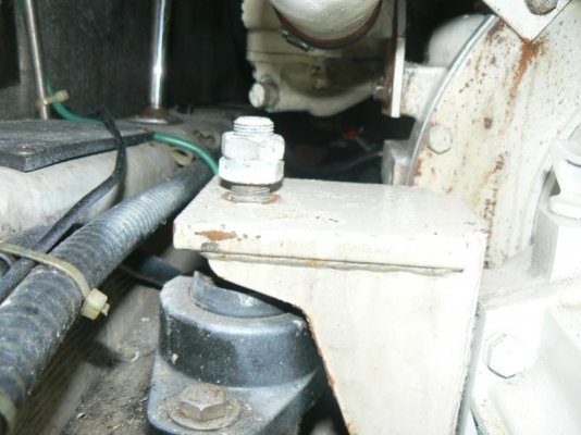 port engine mount before.jpg