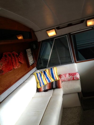 Pilothouse settee.jpg