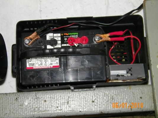 TO - Spare Battery 2 amp chg 100_0412.jpg