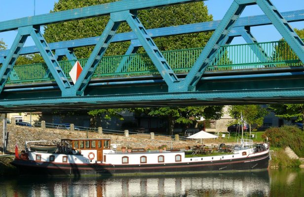 Converted Barge, Marne River.jpg