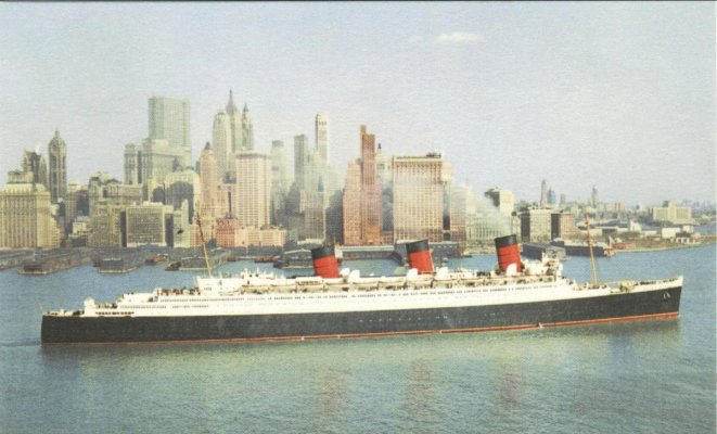 QUEEN MARY at New York.jpg