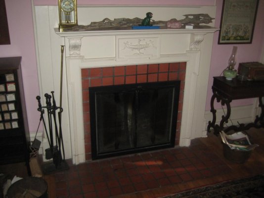 2012-11-30 Fireplace Surround 001.jpg