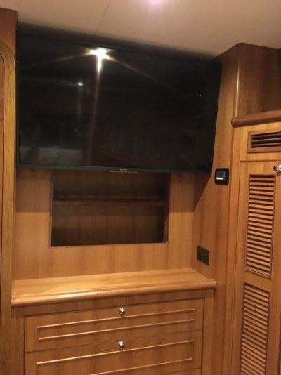 TV Stateroom2a.jpg