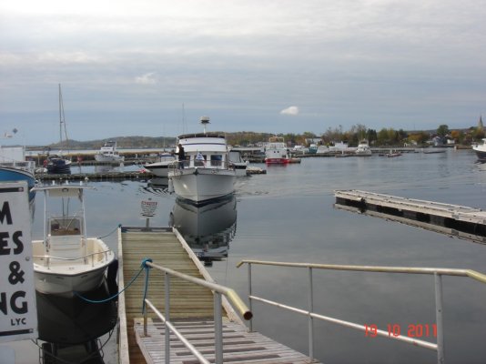 arriving at lewisporte near the lift.jpg