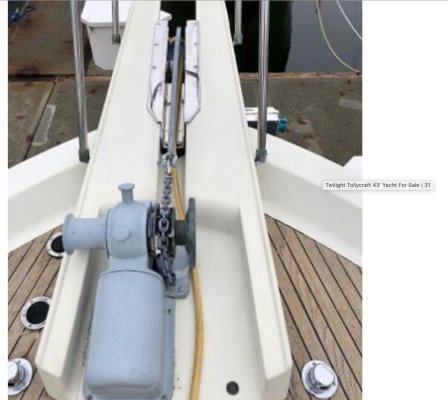Anchor Pulpit modification on %22Twilight%22 1981 43' Tolly.jpg