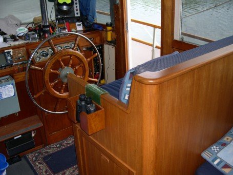 helm seat from rear lo res.jpg