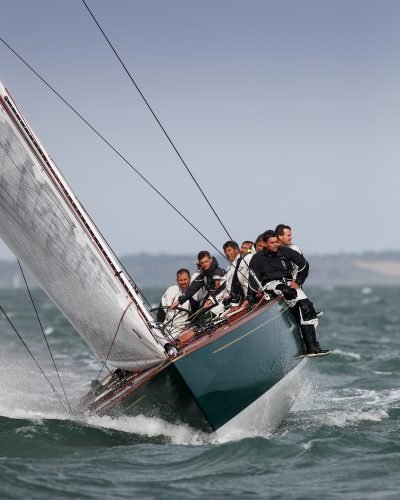 spirit-yachts-52d-oui-fling-bow-running-shot-credit-paul-wyeth-400x500.jpg