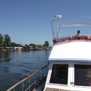 On the Multnomah River to Rocky Pointe Marina