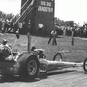 Driver Gerry Davis, Speed Sport / Nomads Racing Team AA Fuel rail, 1964