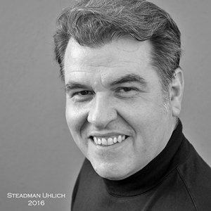 Steadman Uhlich 2016HS 400pxBWsig80k
Self Portrait. May 2016.