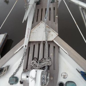 KK42   Bow anchor platform