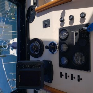 New dual toggle Bow/Stern Thruster controls