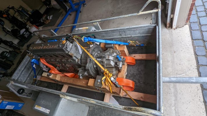 Engine is secured in the trailer.jpg